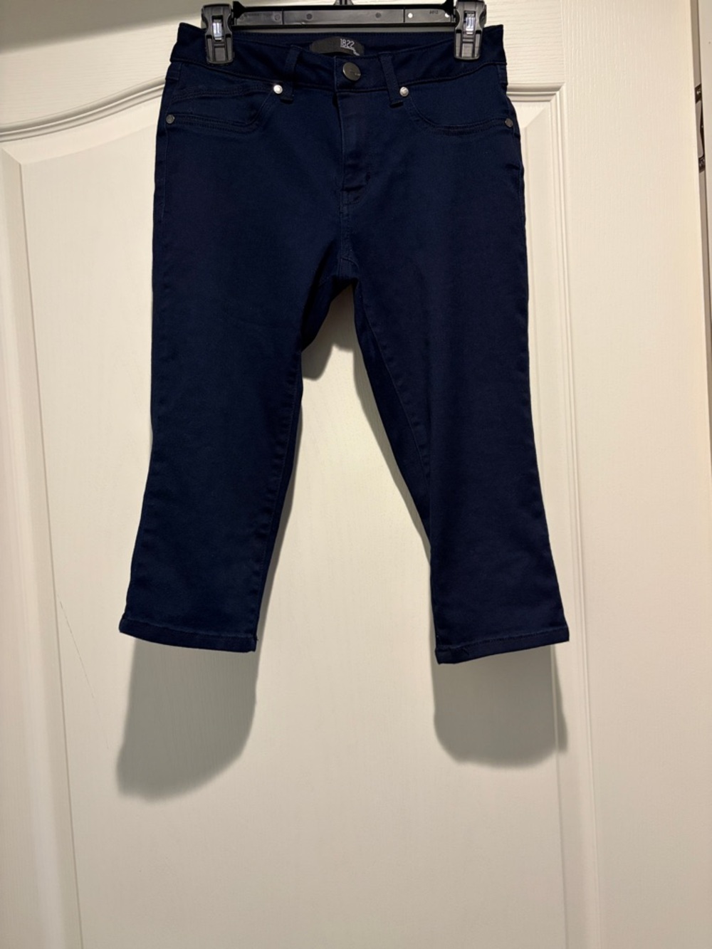 1822 Denim Navy Cropped Capri Jeans